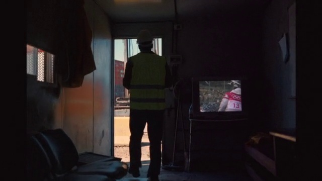 Video Reference: Automotive tire, Tints and shades, Darkness, Room, Flash photography, Night, Bag, Backpack, Luggage and bags, Visual arts