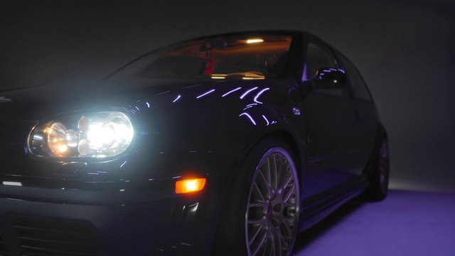 Video Reference: Tire, Wheel, Vehicle, Car, Hood, Automotive lighting, Automotive tire, Automotive design, Window, Motor vehicle