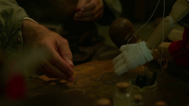 Video Reference: Hand, Gesture, Finger, Science, Wrist, Nail, Engineering, Safety glove, Event, Service