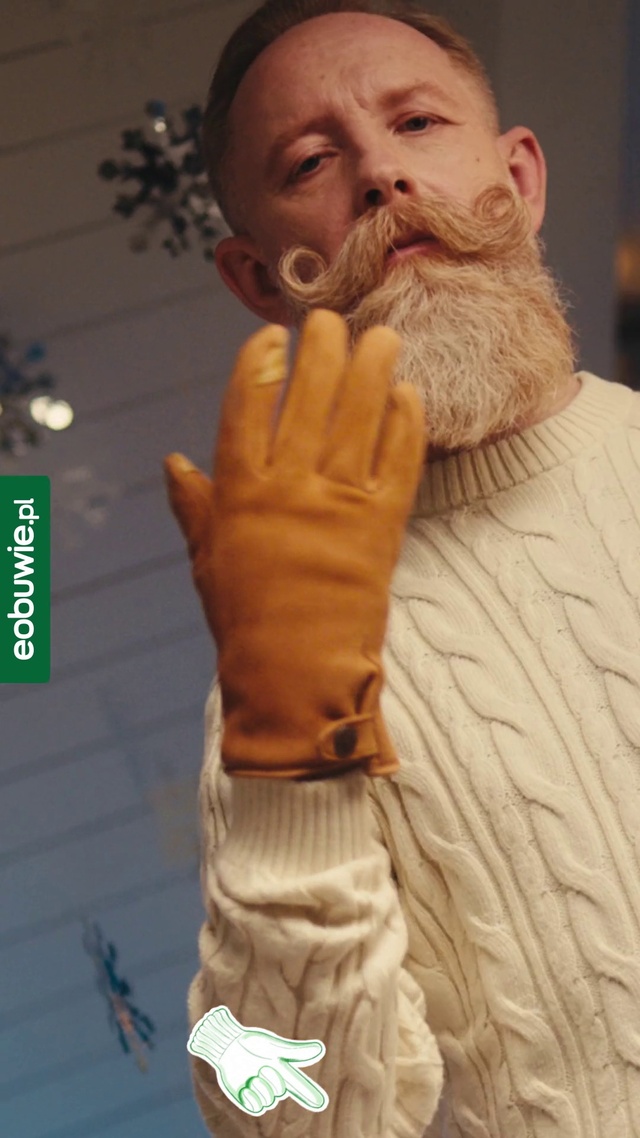 Video Reference: Forehead, Nose, Skin, Chin, Mouth, Beard, Neck, Jaw, Sleeve, Gesture