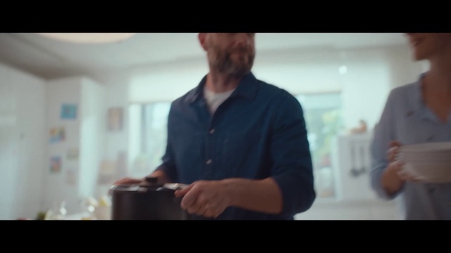 Video Reference: Mouth, Jaw, Sleeve, Flash photography, Gesture, Font, Event, Display device, White-collar worker, Fun