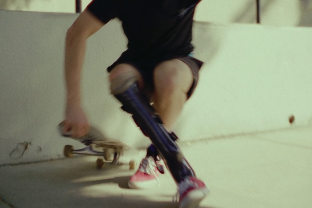 Video Reference: Shorts, Sleeve, Knee, Thigh, Waist, Wood, Eyewear, Elbow, Sportswear, Fashion design