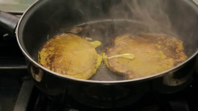 Video Reference: Food, Ingredient, Deep frying, Recipe, Cookware and bakeware, Cooking, Frying, Cuisine, Dish, Produce