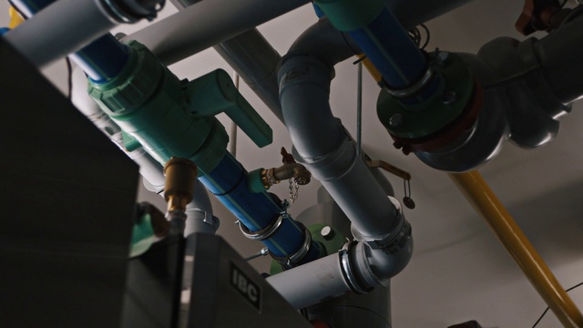 Video Reference: Gas, Engineering, Technology, Machine, Electric blue, Metal, Science, Pipe, Event, Steel