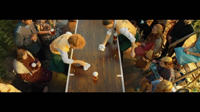 Video Reference: Flash photography, Guitar accessory, Happy, Entertainment, Leisure, Performing arts, Event, Fun, Folk instrument, Performance art