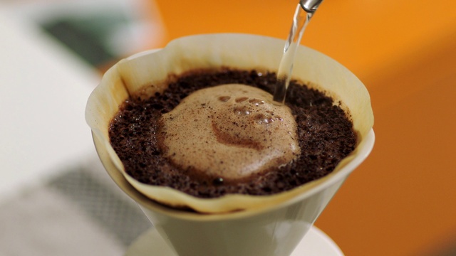 Video Reference: Food, Single-origin coffee, Tableware, Coffee, Ingredient, Cup, Cuban espresso, Coffee milk, Java coffee, Espresso