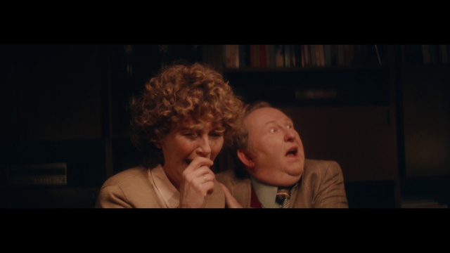 Video Reference: Flash photography, Gesture, Microphone, Suit, Musician, Music, Entertainment, Performing arts, Event, Fun