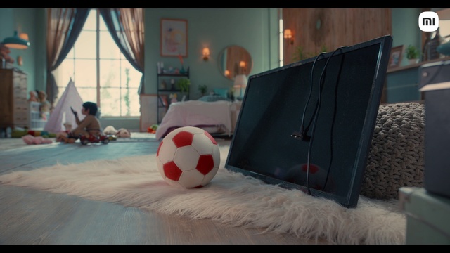 Video Reference: Football, World, Sports equipment, Textile, Ball, Soccer, Soccer ball, Flooring, Fun, Net