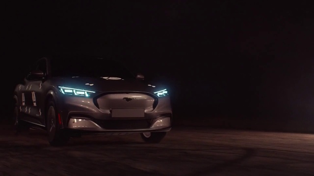 Video Reference: Tire, Vehicle, Automotive tire, Automotive lighting, Hood, Car, Wheel, Motor vehicle, Alloy wheel, Bumper