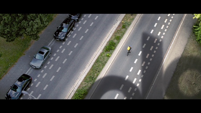 Video Reference: Car, Vehicle, Motor vehicle, Automotive lighting, Wheel, Road surface, Automotive tire, Asphalt, Automotive design, Mode of transport