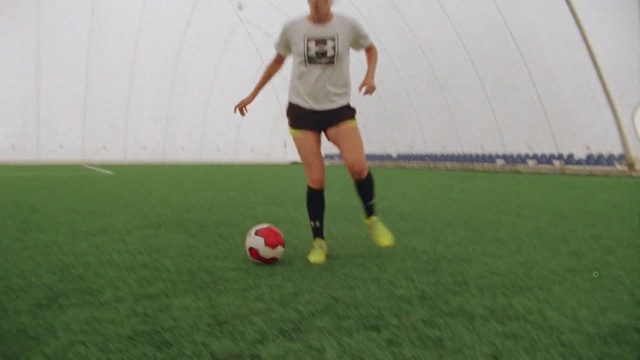 Video Reference: Shorts, Sports uniform, Sports equipment, Soccer, Football, Ball, Football equipment, Soccer ball, Jersey, Player