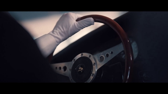 Video Reference: Automotive design, Output device, Gadget, Steering wheel, Audio equipment, Steering part, Vehicle, Flash photography, Font, Personal luxury car