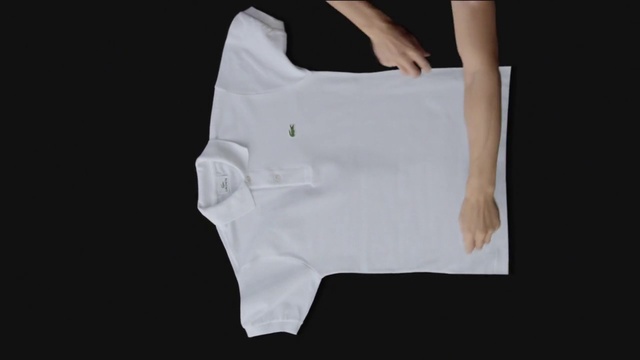 Video Reference: Shorts, Sleeve, Gesture, Waist, Dress, Knee, Thigh, Sportswear, Trunk, Abdomen