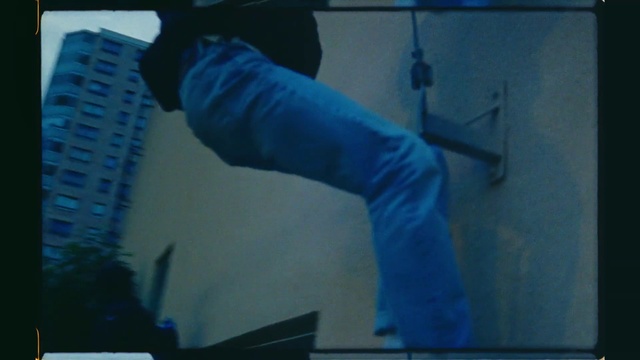 Video Reference: Blue, Azure, Building, Electric blue, Knee, Human leg, Window, Fun, Elbow, Recreation