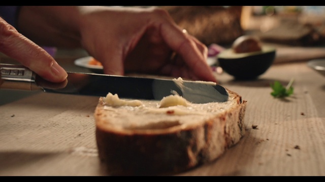 Video Reference: Food, Tableware, Ingredient, Recipe, Wood, Plate, Table, Cuisine, Cooking, Cutting board