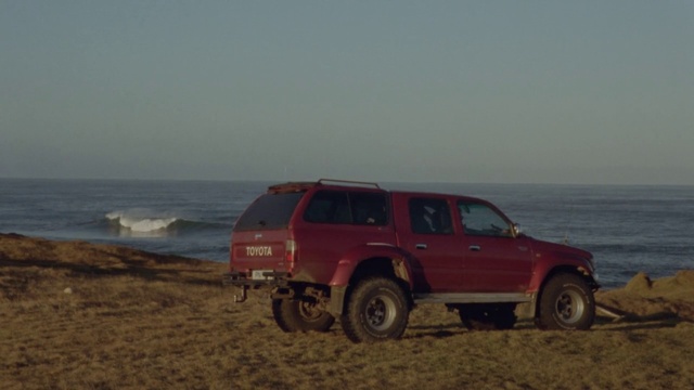 Video Reference: Tire, Wheel, Sky, Water, Vehicle, Car, Automotive tire, Automotive carrying rack, Motor vehicle, Bumper