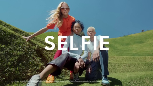 Video Reference: Sky, People in nature, Leg, Smile, Shorts, Happy, Gesture, Grass, Leisure, T-shirt