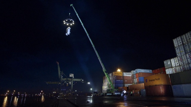 Video Reference: Sky, Light, Street light, Building, Electricity, Gas, Midnight, City, Cloud, Event