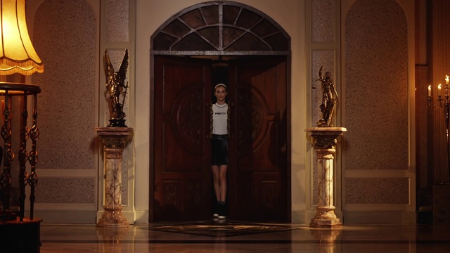 Video Reference: Building, Art, Column, Symmetry, Event, Darkness, Artifact, Holy places, Visual arts, Wood