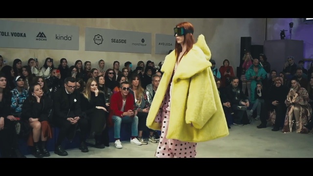 Video Reference: Shoe, Performing arts, Fashion design, Entertainment, Runway, Event, Performance art, Fun, Fashion model, Formal wear