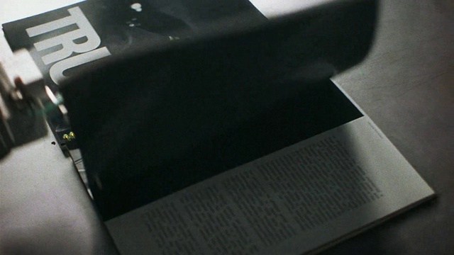 Video Reference: Gadget, Font, Netbook, Office equipment, Bumper, Automotive design, Communication Device, Automotive exterior, Auto part, Multimedia