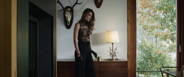 Video Reference: White, Flash photography, Fashion, Sleeve, Picture frame, Waist, Dress, Wood, Fashion design, Knee