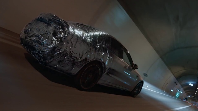 Video Reference: Wheel, Tire, Car, Automotive lighting, Automotive tire, Vehicle, Hood, Motor vehicle, Alloy wheel, Automotive design