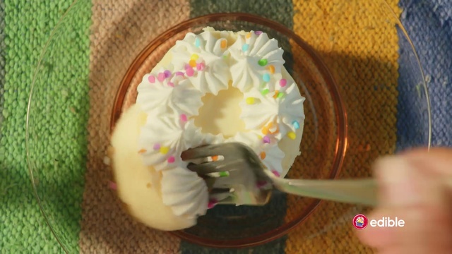 Video Reference: Food, Ingredient, Recipe, Cake decorating supply, Tableware, Cuisine, Dish, Cream, Frozen dessert, Cake decorating