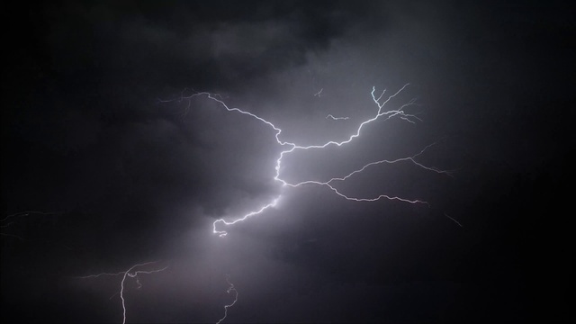 Video Reference: Lightning, Sky, Cloud, Atmosphere, Thunder, Thunderstorm, Light, Lighting, Electricity, Line