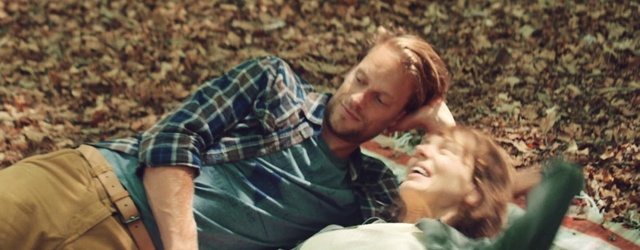 Video Reference: People in nature, Happy, Smile, Gesture, Tartan, Grass, Flash photography, Adaptation, Comfort, Leisure