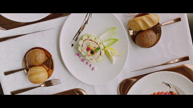 Video Reference: Food, Tableware, Dishware, Kitchen utensil, Plate, Ingredient, Recipe, Cutlery, Serveware, Cuisine