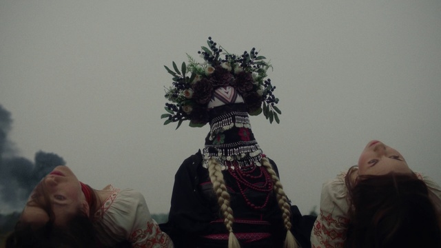 Video Reference: Sky, Hat, Happy, Art, Event, Landscape, Travel, Fashion design, Tree, Magenta