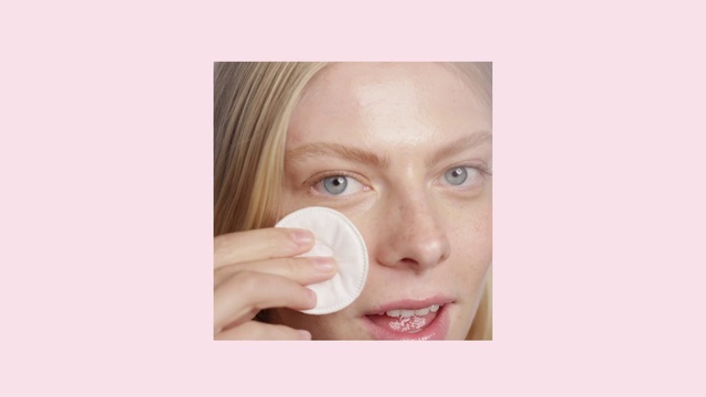 Video Reference: Nose, Cheek, Lip, Eye, Eyelash, Jaw, Ear, Neck, Gesture, Happy