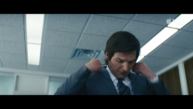 Video Reference: Forehead, Jaw, Flash photography, Gesture, Collar, Dress shirt, White-collar worker, Air travel, Travel, Tie
