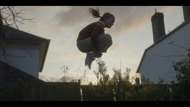 Video Reference: Sky, Cloud, Flash photography, Happy, Rolling, Street stunts, Recreation, Plant, Grass, Sports equipment