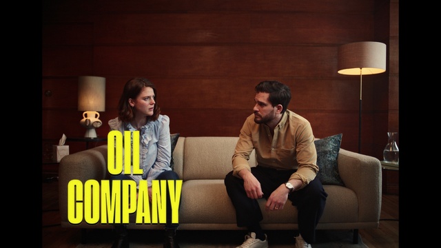 Video Reference: Fashion, Flash photography, Comfort, Fashion design, Lamp, Entertainment, Event, Eyewear, Thigh, Font