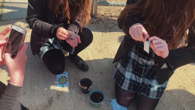 Video Reference: Joint, Shoe, Black, Sleeve, Gesture, Finger, Thigh, Social group, Cool, Shorts