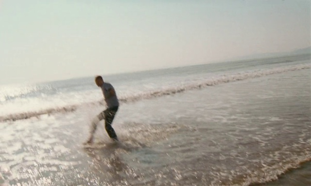 Video Reference: Water, Sky, Natural environment, Beach, Coastal and oceanic landforms, Surfboard, Horizon, Wind wave, Surfing Equipment, Shore