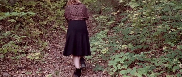 Video Reference: Footwear, Sleeve, Purple, Knee, Street fashion, Waist, Grass, Natural material, Tints and shades, Human leg