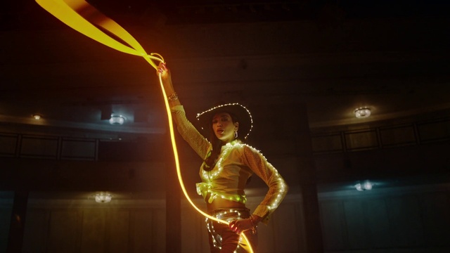 Video Reference: Performing arts, Entertainment, Artist, Electricity, Elbow, Heat, Event, Art, Darkness, Performance art