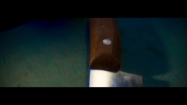 Video Reference: Water, Sky, Thigh, Tints and shades, Rectangle, Knee, Human leg, Electric blue, Display device, Astronomical object