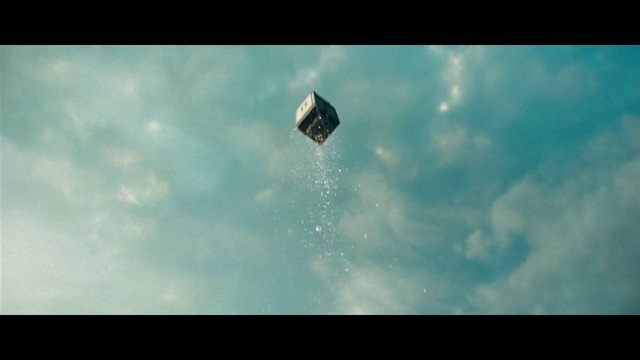 Video Reference: Cloud, Sky, Parachute, Cumulus, Tints and shades, Electric blue, Wind, Meteorological phenomenon, Windsports, Air sports