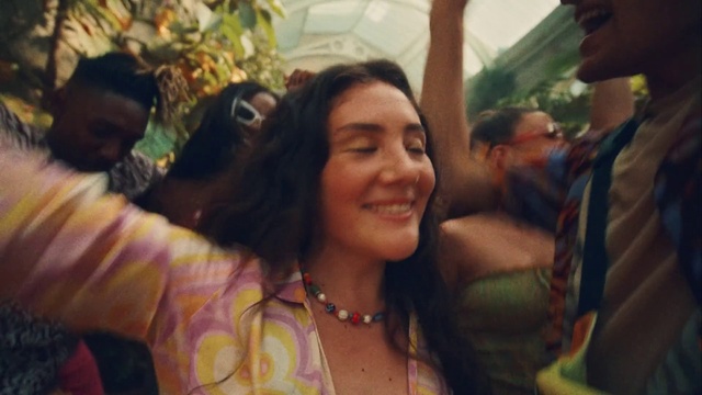 Video Reference: Smile, Facial expression, Human, Temple, Happy, Social group, Crowd, Cool, Community, Leisure