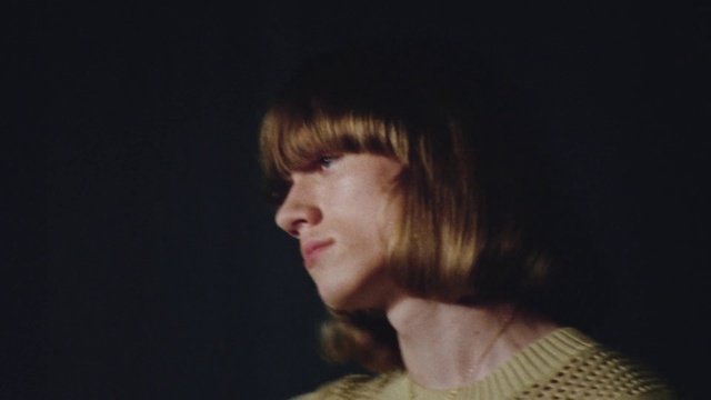 Video Reference: Nose, Cheek, Lip, Chin, Eyelash, Jaw, Flash photography, Bangs, Layered hair, Black hair