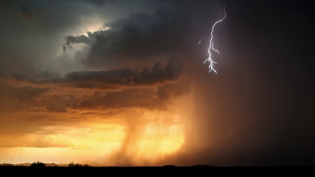 Video Reference: Cloud, Sky, Lightning, Atmosphere, Ecoregion, Thunder, Light, Thunderstorm, Atmospheric phenomenon, Cumulus
