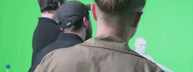 Video Reference: Forehead, Hairstyle, Human, Neck, Ear, Sleeve, Baseball cap, Cap, T-shirt, Event