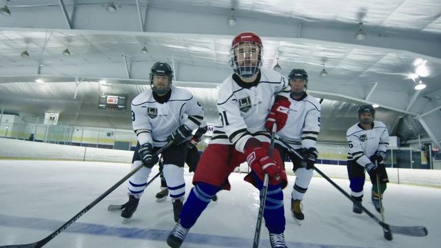 Video Reference: Hockey protective equipment, Sports uniform, Helmet, Sports equipment, Sports gear, Ice hockey position, Hockey pants, Ice hockey equipment, Vertebrate, Jersey