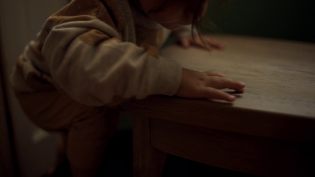 Video Reference: Sleeve, Gesture, Wood, Thumb, Flooring, Nail, Wrist, Hardwood, Human leg, Comfort