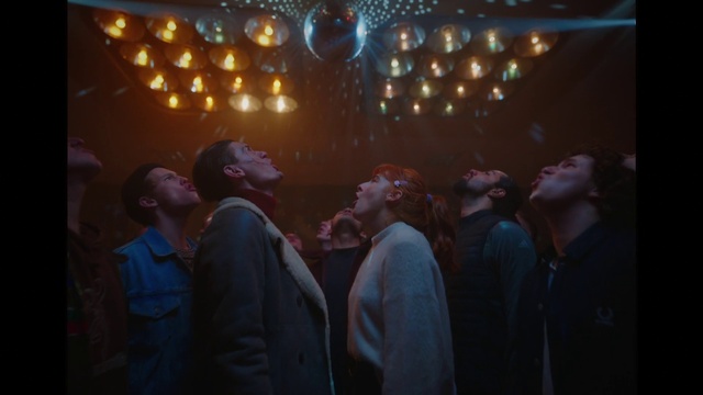 Video Reference: Purple, Coat, Entertainment, Performing arts, Fun, Music, Flash photography, Magenta, Suit, Event