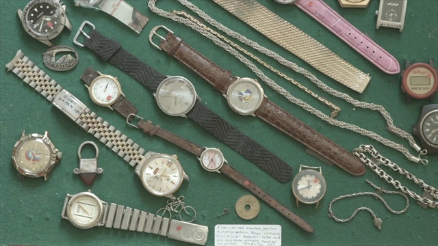 Video Reference: Watch, Wood, Jewellery, Metal, Fashion accessory, Art, Nickel, Circle, Cutting mat, Font